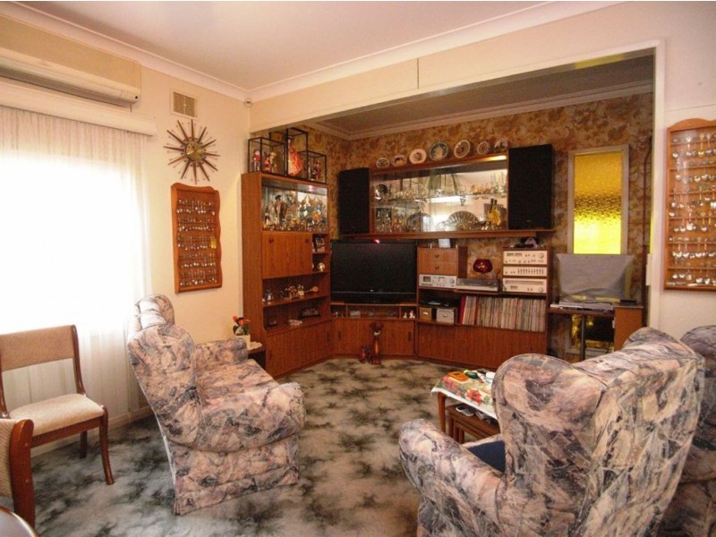 17 Burnett Street, Mayfield NSW 2304