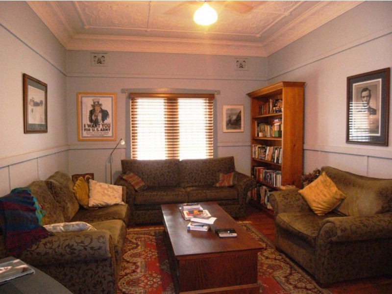 15 Waratah Street, Mayfield NSW 2304