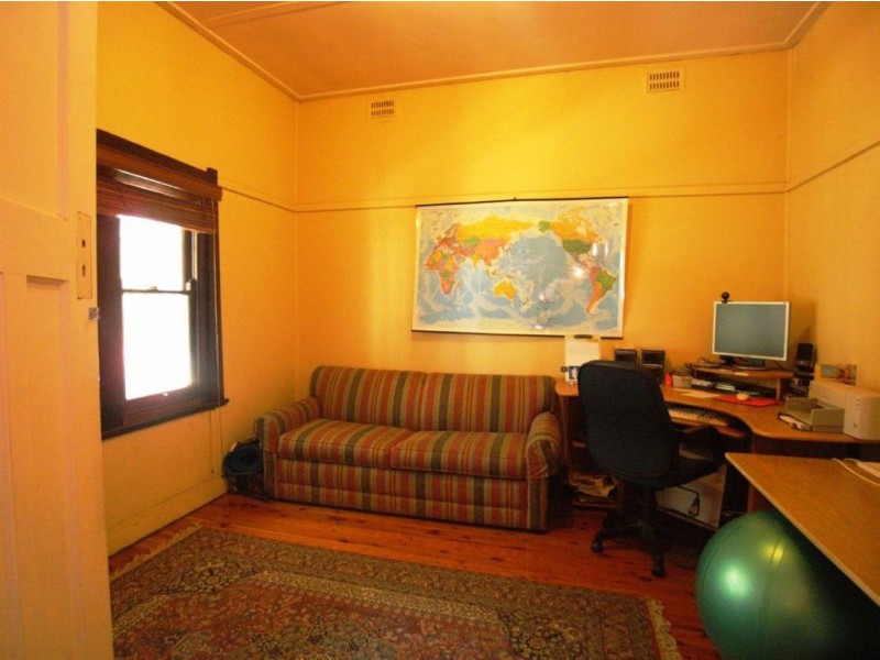 15 Waratah Street, Mayfield NSW 2304