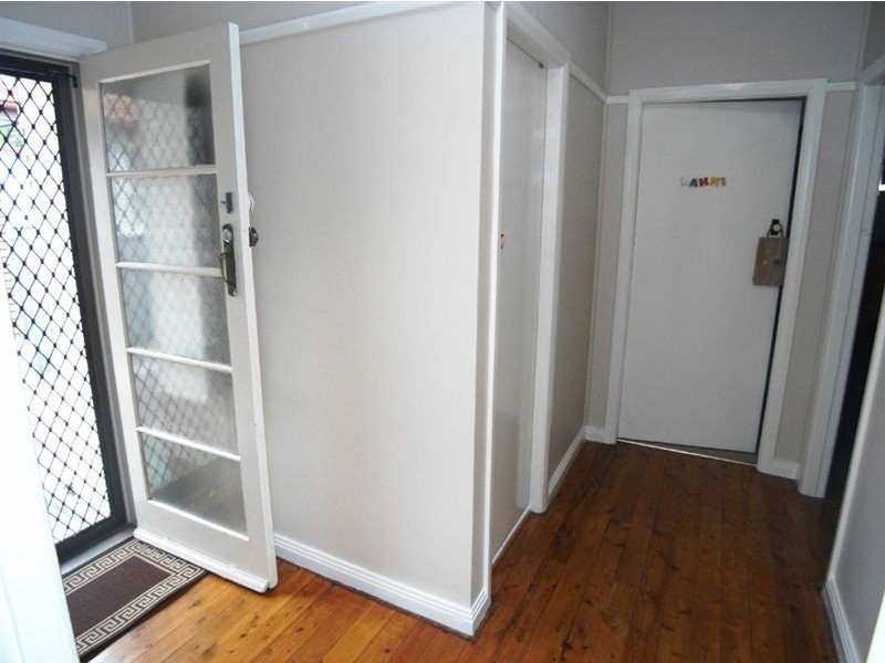 5 Sharpe Street, Mayfield NSW 2304