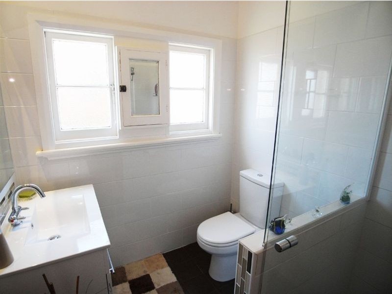 81 Crebert Street, Mayfield NSW 2304