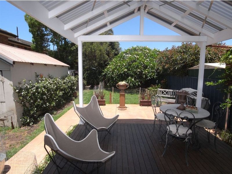 81 Crebert Street, Mayfield NSW 2304