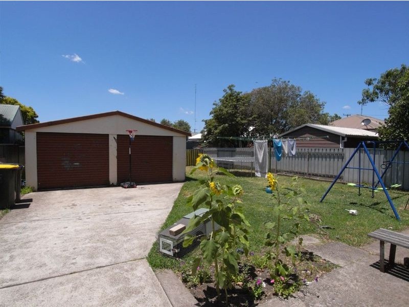 16 Cadell Ave, Mayfield NSW 2304