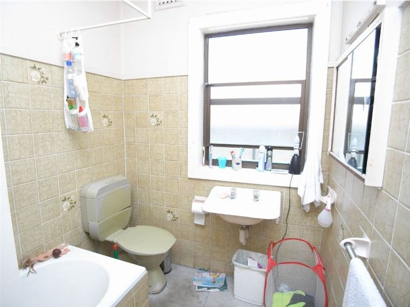 16 Cadell Ave, Mayfield NSW 2304