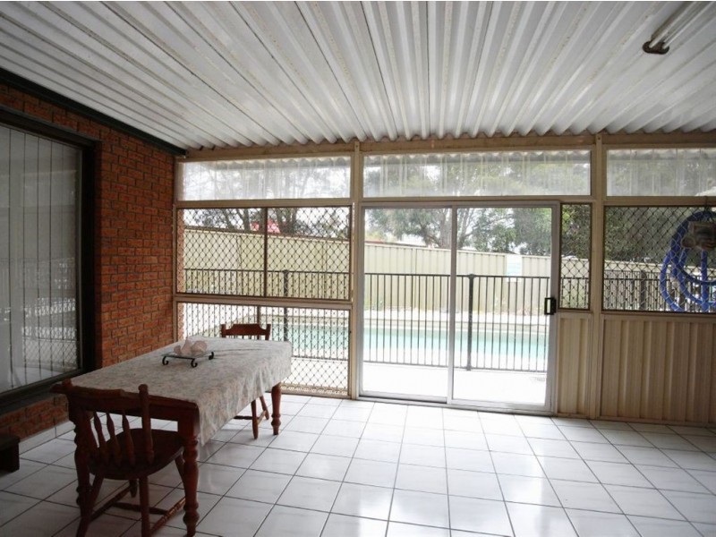 5 Angophora dr, Warabrook NSW 2304