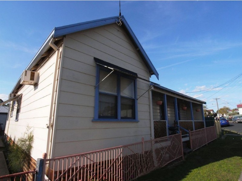 9 Croydon Street, Mayfield NSW 2304