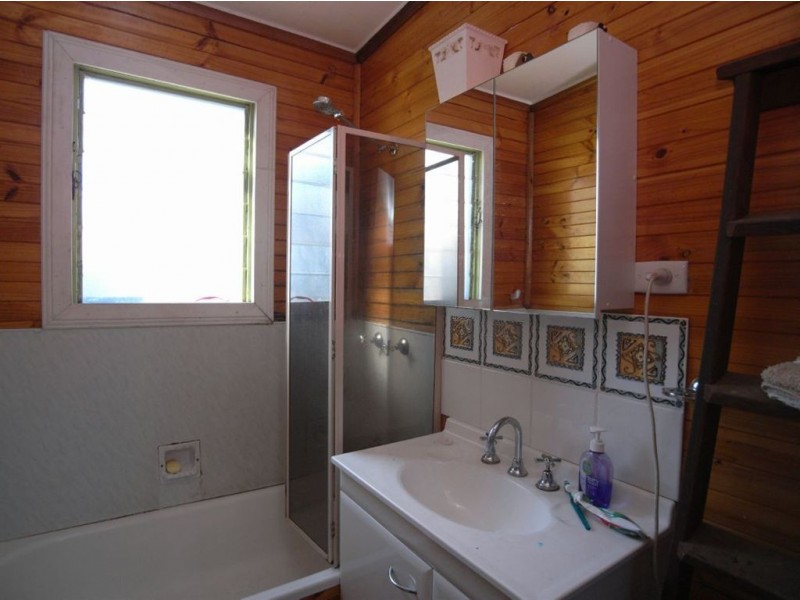 9 Croydon Street, Mayfield NSW 2304