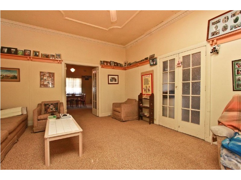 2 Contay Street, Mayfield NSW 2304