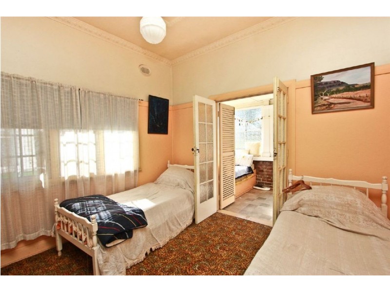 2 Contay Street, Mayfield NSW 2304