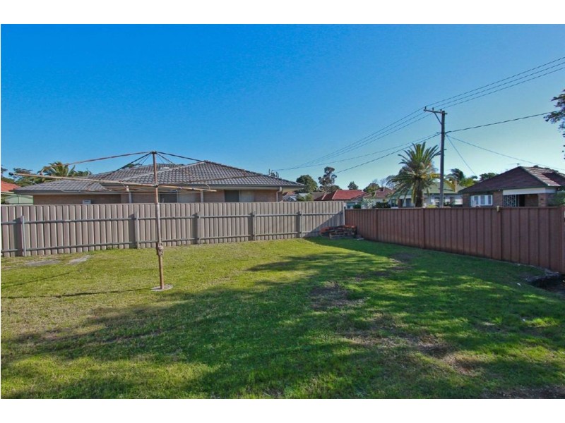 2 Contay Street, Mayfield NSW 2304