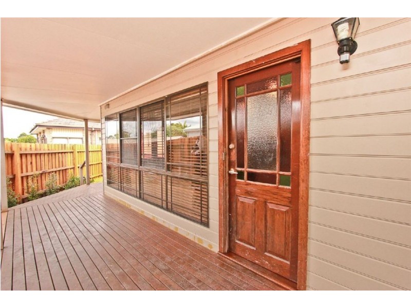 17 Werribi St East, Mayfield NSW 2304