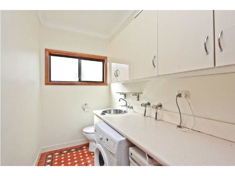 17 Werribi St East, Mayfield NSW 2304