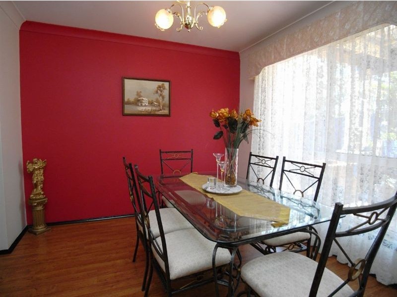 18 O’Learia Cres, Warabrook NSW 2304