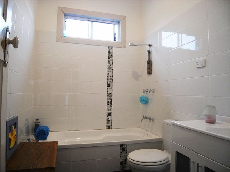 9 Werribi street, Mayfield West NSW 2304