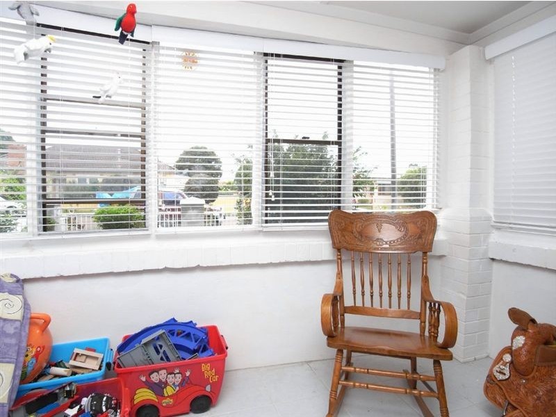 4 Griffith Street, Mayfield NSW 2304