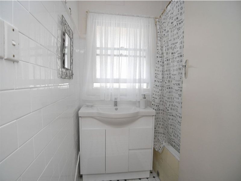 27 King Street, Waratah West NSW 2298