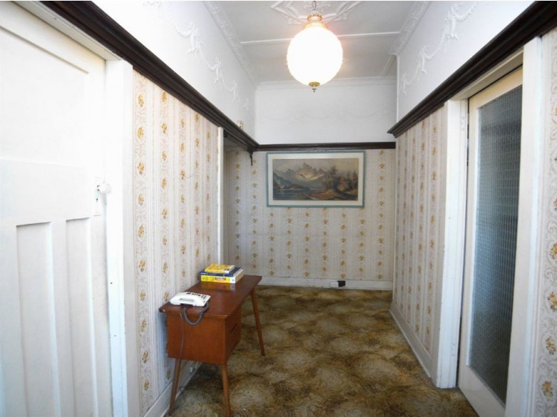 16 Bourke Street, Mayfield NSW 2304