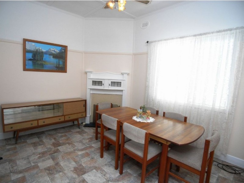 16 Bourke Street, Mayfield NSW 2304