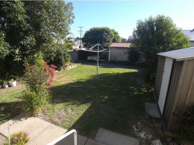 16 Bourke Street, Mayfield NSW 2304