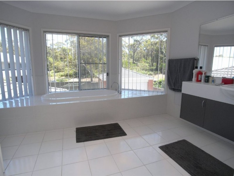 3 Ironbark Drive, Fern Bay NSW 2295