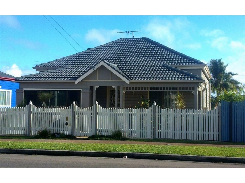 8 Moate Street, Georgetown NSW 2298