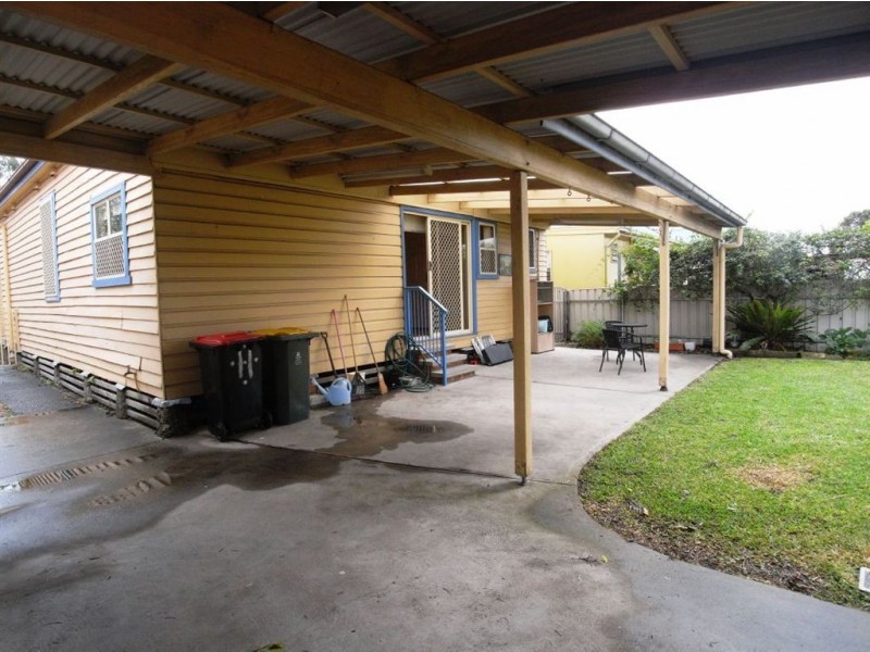 9 Henson ave, Mayfield East NSW 2304