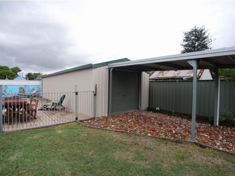 18 Ingall Street, Mayfield East NSW 2304