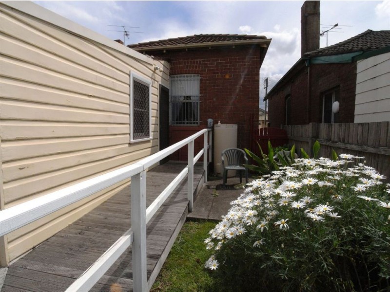 28 Denison street, Mayfield NSW 2304