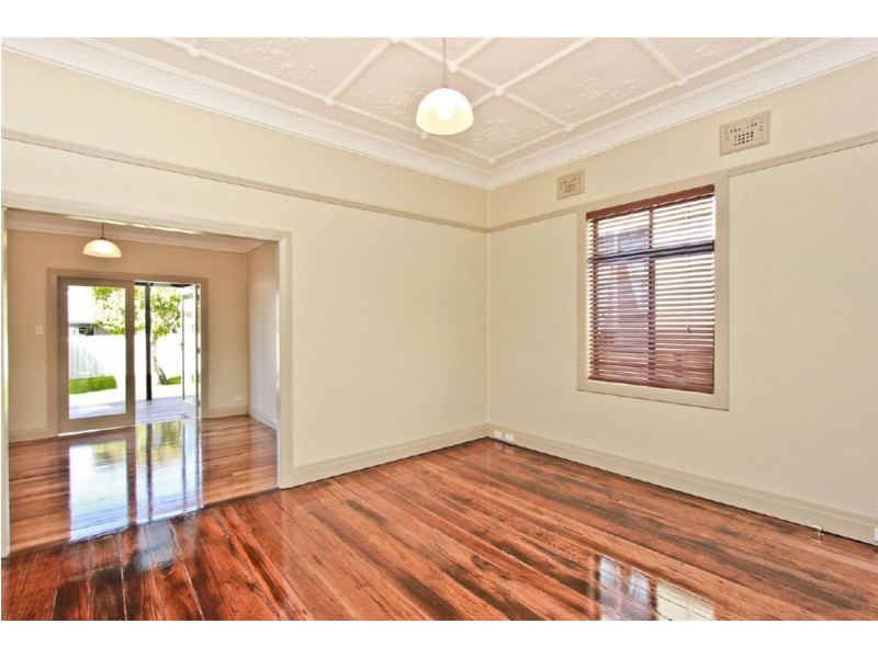 5 Mulgrave Street, Mayfield NSW 2304