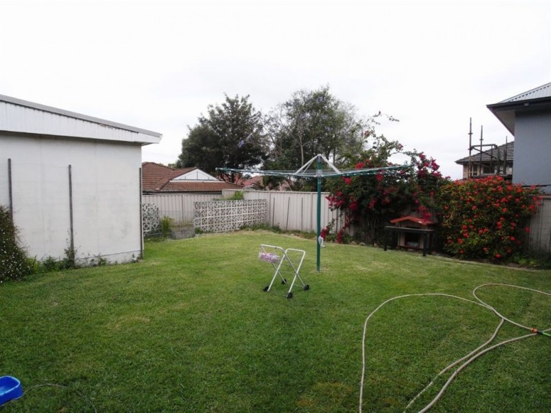 7 Liguorie Court, Mayfield NSW 2304