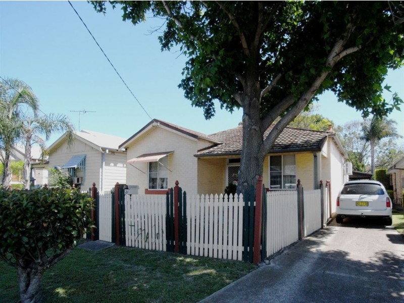 24 Ackeron Street, Mayfield NSW 2304