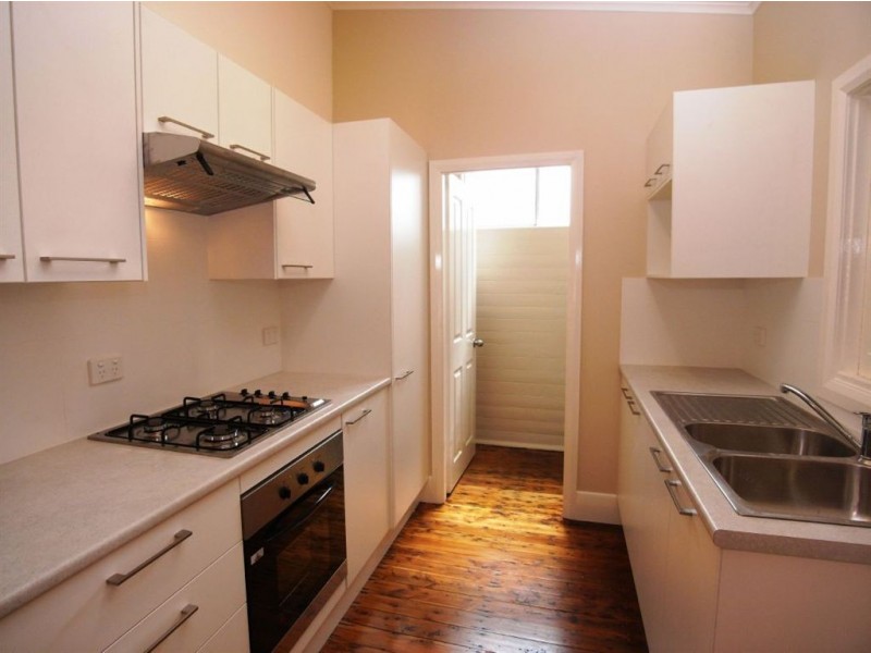 7 Arnold, Mayfield NSW 2304