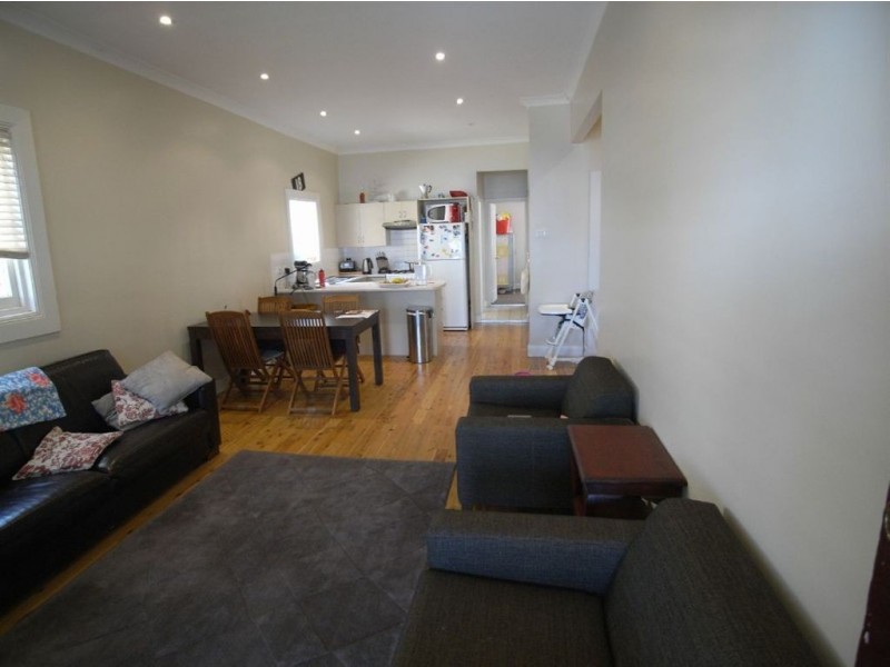 28 Sunnyside Street, Mayfield NSW 2304