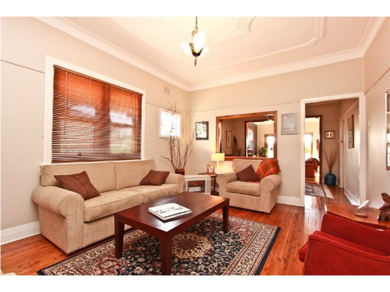 29 Ackeron street, Mayfield NSW 2304