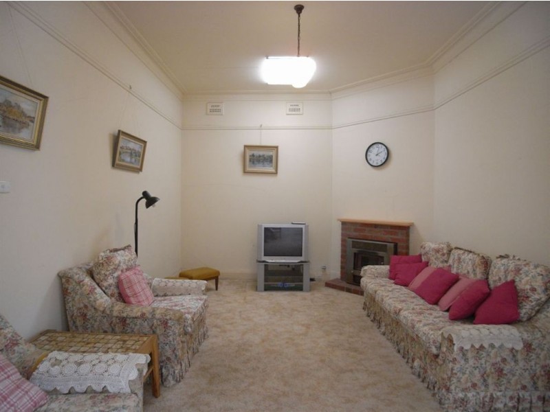 41 Villiers Street, Mayfield NSW 2304