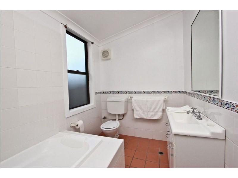 34 Lindsay Street, Hamilton NSW 2303