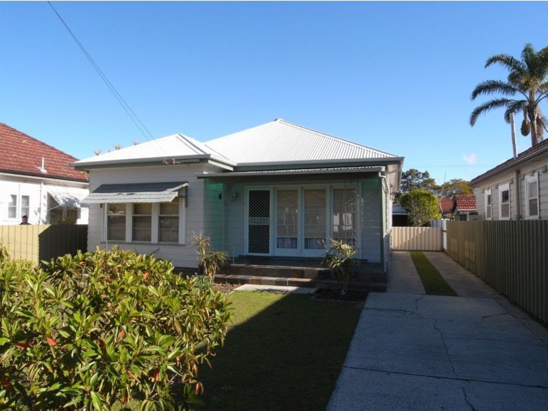 41 Scholey Street, Mayfield NSW 2304