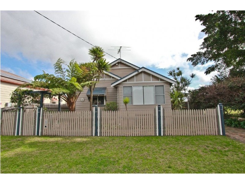 24 William street, Mayfield NSW 2304