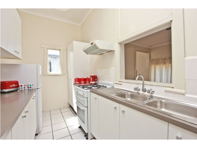 27 Ackeron Street, Mayfield NSW 2304