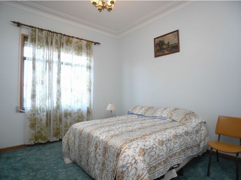 4 Moolcha Street, Mayfield NSW 2304