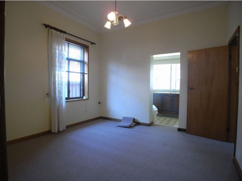 4 Moolcha Street, Mayfield NSW 2304