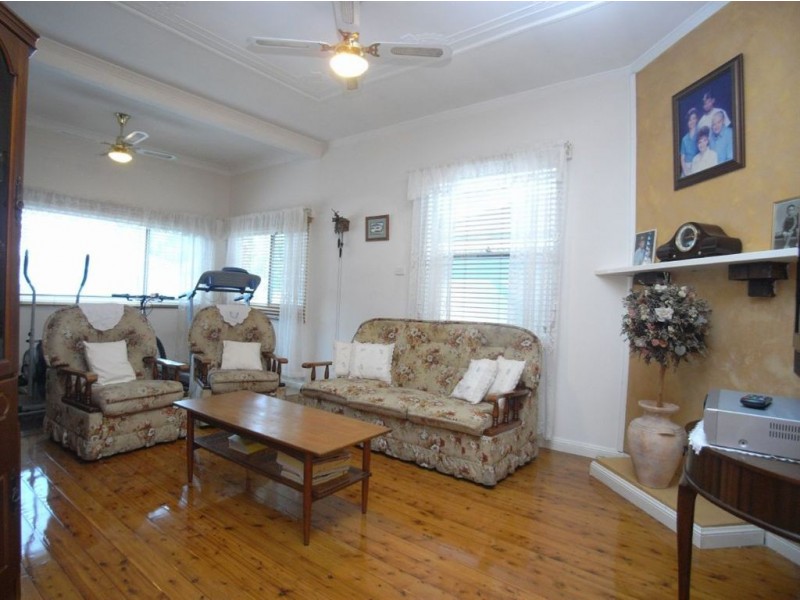 3 Macquarie Street, Mayfield NSW 2304