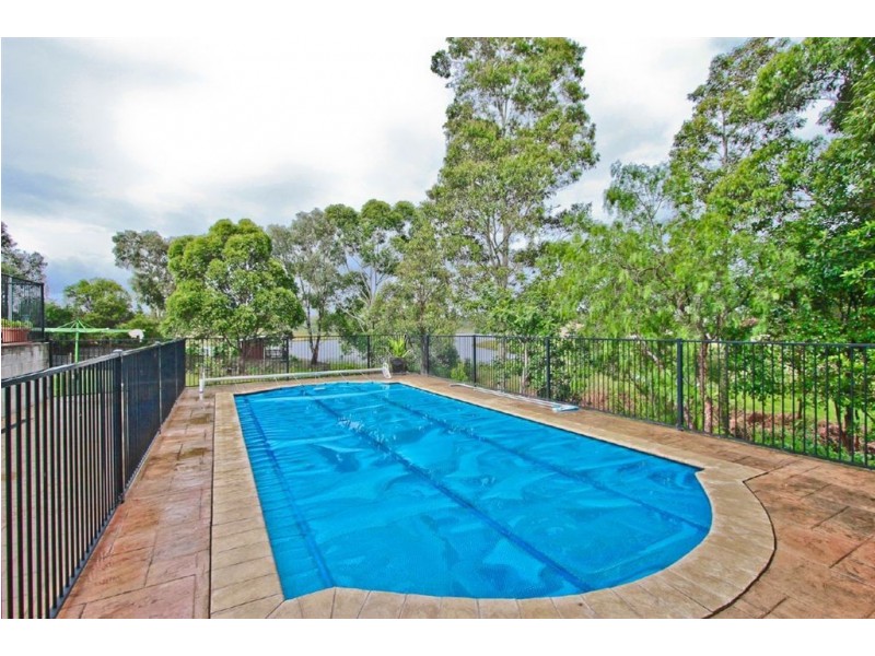 20 Bakeri Crt, Warabrook NSW 2304