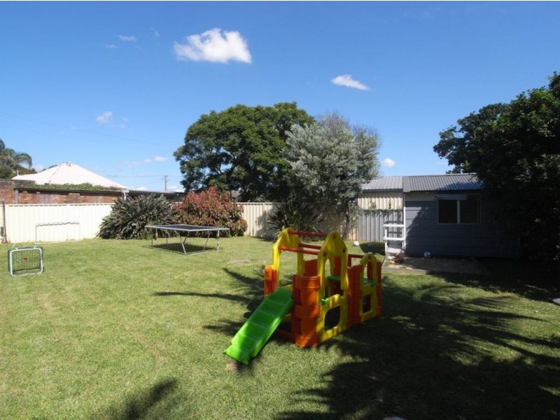 27 Murray Square, Mayfield NSW 2304