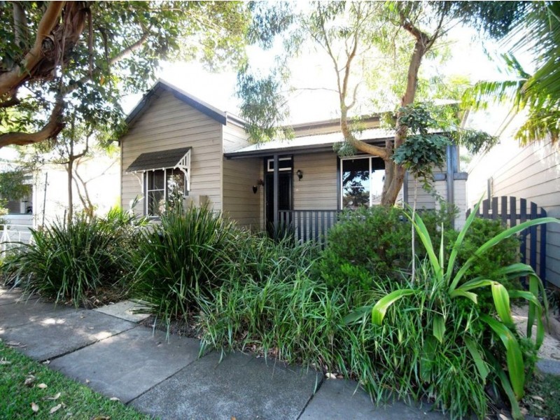 18 Hewison Street, Tighes Hill NSW 2297