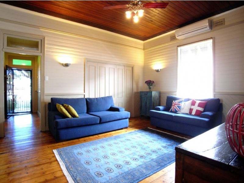 18 Hewison Street, Tighes Hill NSW 2297