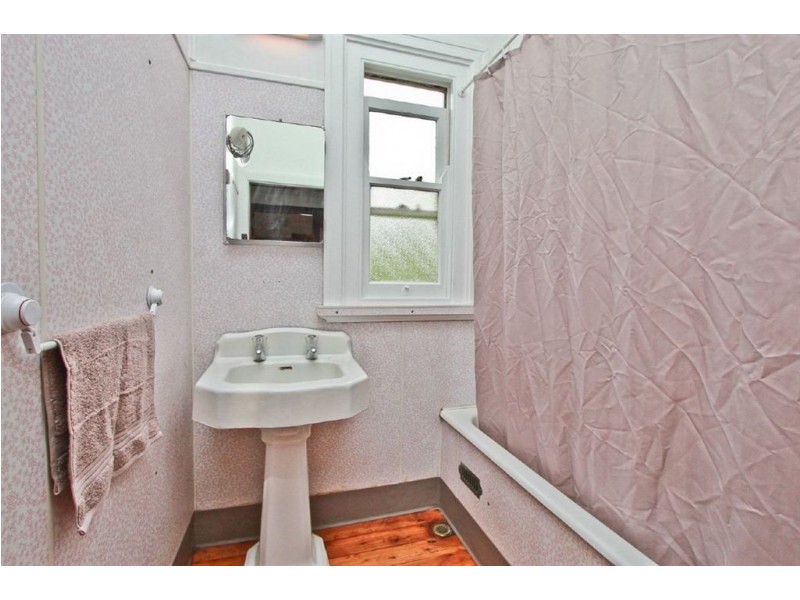 32 Groongal Street, Mayfield West NSW 2304