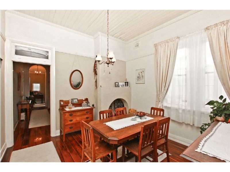 1 Holt Street, Mayfield East NSW 2304