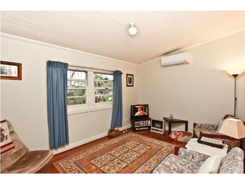 1 Holt Street, Mayfield East NSW 2304