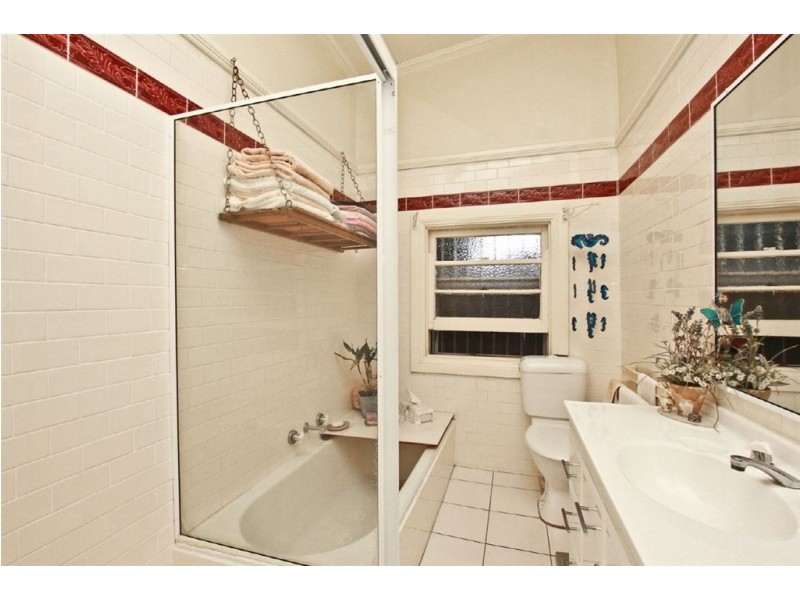 1 Holt Street, Mayfield East NSW 2304